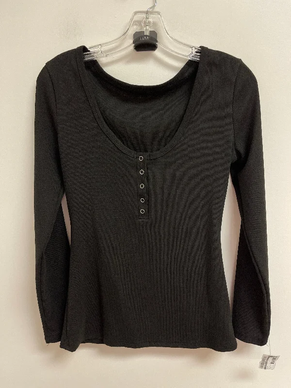 Top Long Sleeve By Clothes Mentor In Black, Size: M