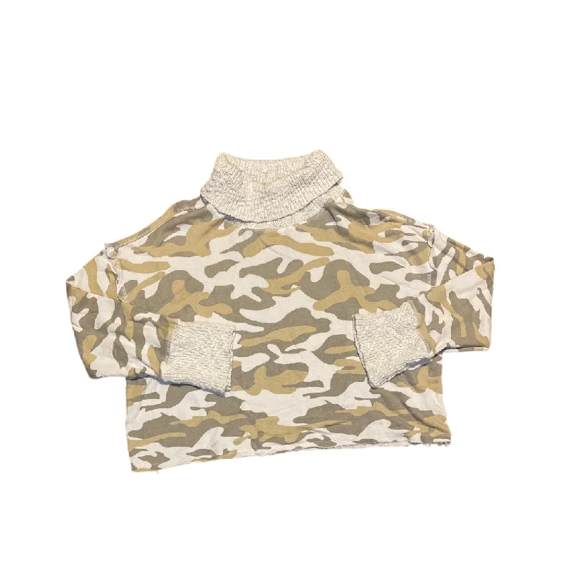 Top Long Sleeve By Vintage Havana In Camouflage Print, Size: S